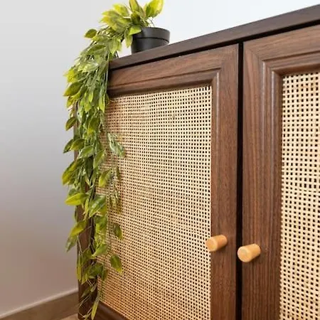 Rooftop - Leone - A 500m Apartment *